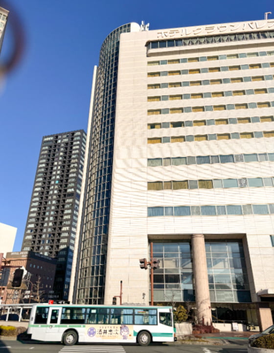 クラウンパレス様